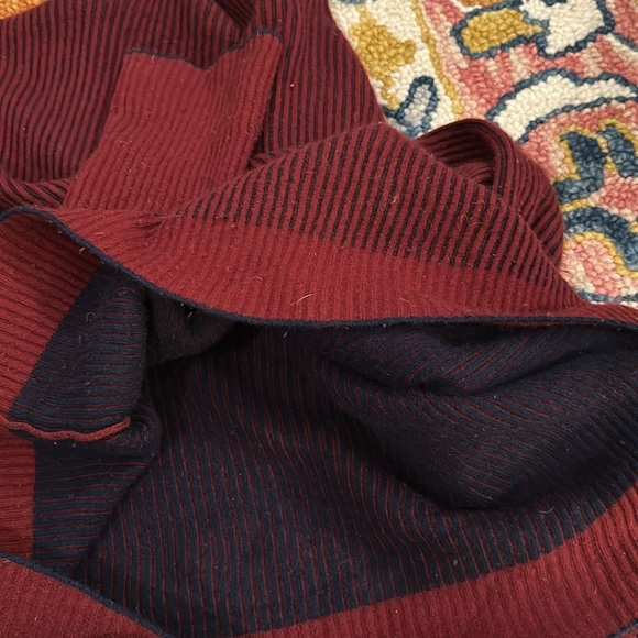 GUC La Ligne maroon and navy reversible cashmere turtleneck SZ M - Picture 4 of 4